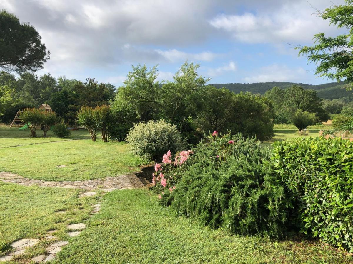 Agriturismo Santa Lorica Sassetta Esterno foto
